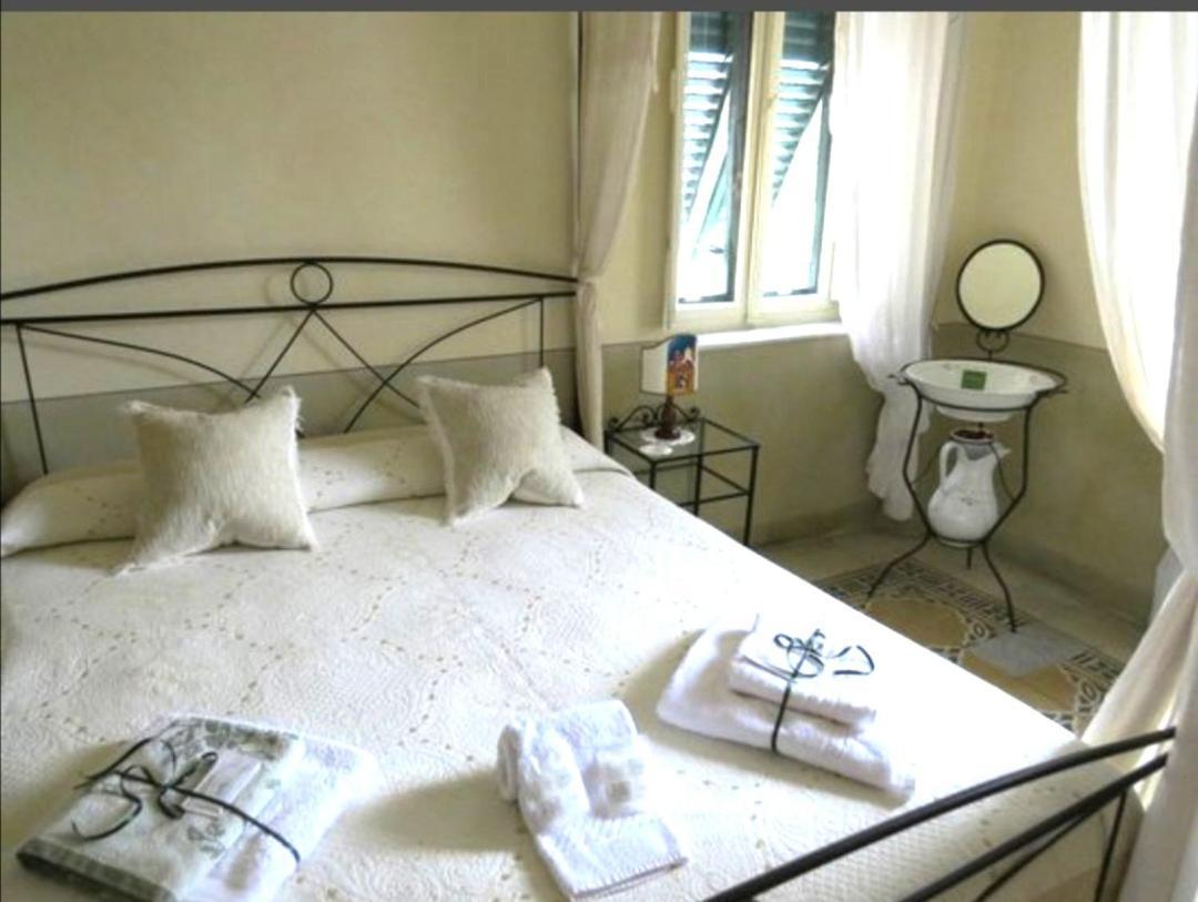 לוקה Bed And Breakfast Evelina מראה חיצוני תמונה