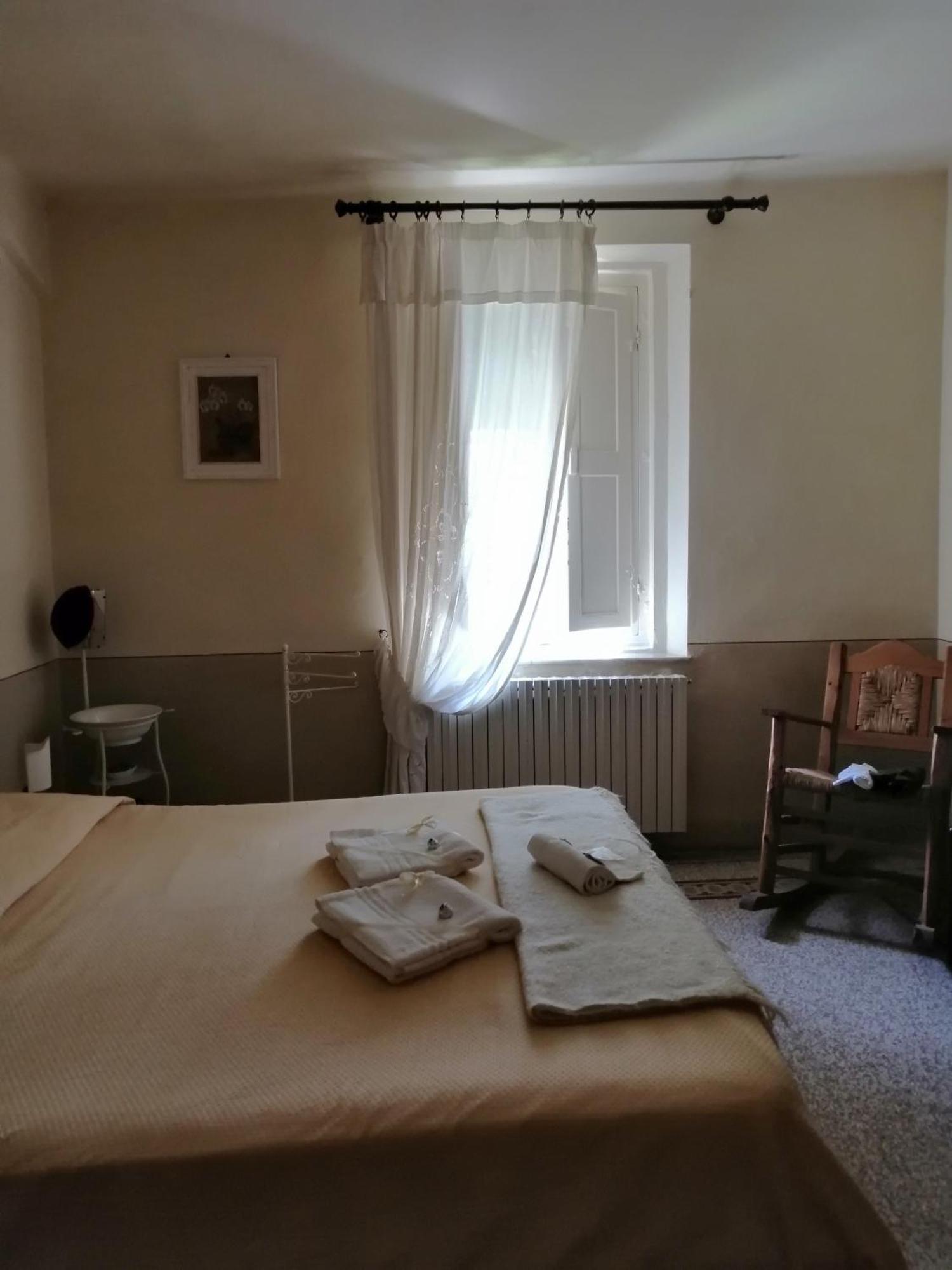 לוקה Bed And Breakfast Evelina מראה חיצוני תמונה